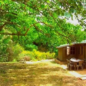  Hébergement de vacances Chalet En Bois